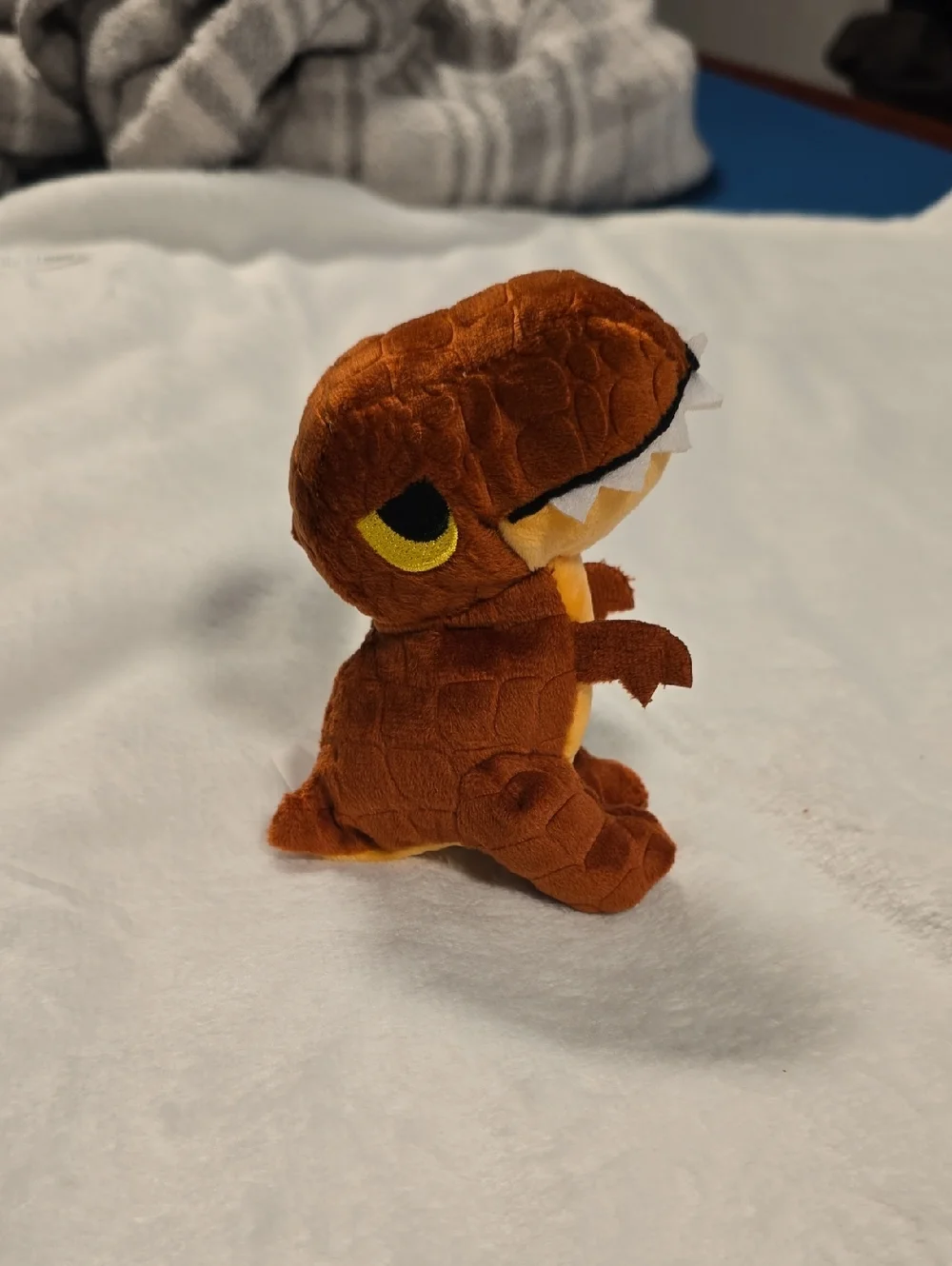 Bark Brown and Yellow Tyrion T-Rex Plush Dog Toy‎ NWT Small 0-20 Pounds